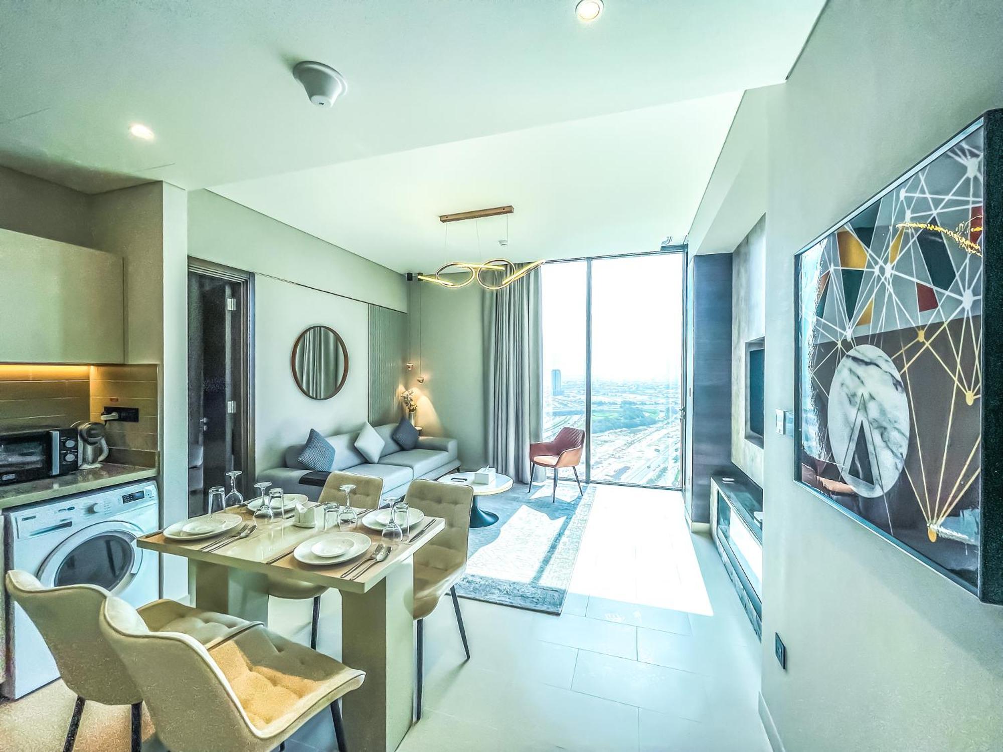 Stay By Latinem Luxury 2Br Holiday Home Cv B2513 Near Burj Khalifa دبي المظهر الخارجي الصورة